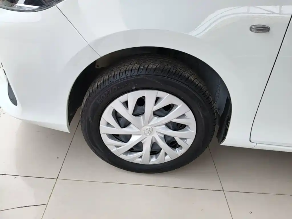 Toyota Vios FS — фото 23