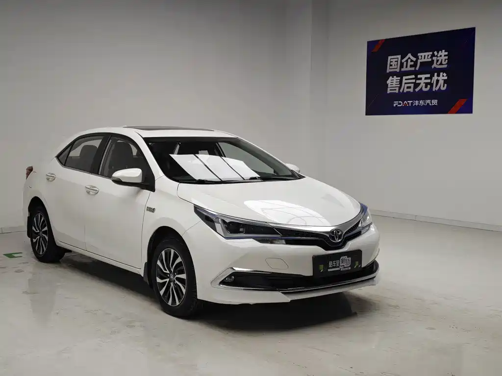 Toyota Corolla Hybrid — фото 3