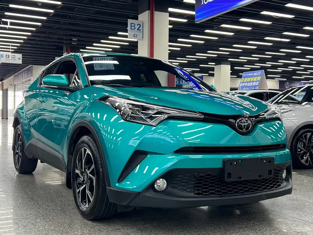 Toyota C-HR — фото 3