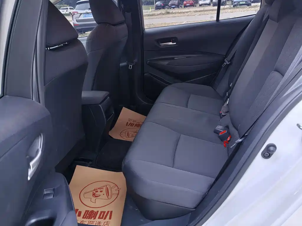 Toyota Corolla — фото 17