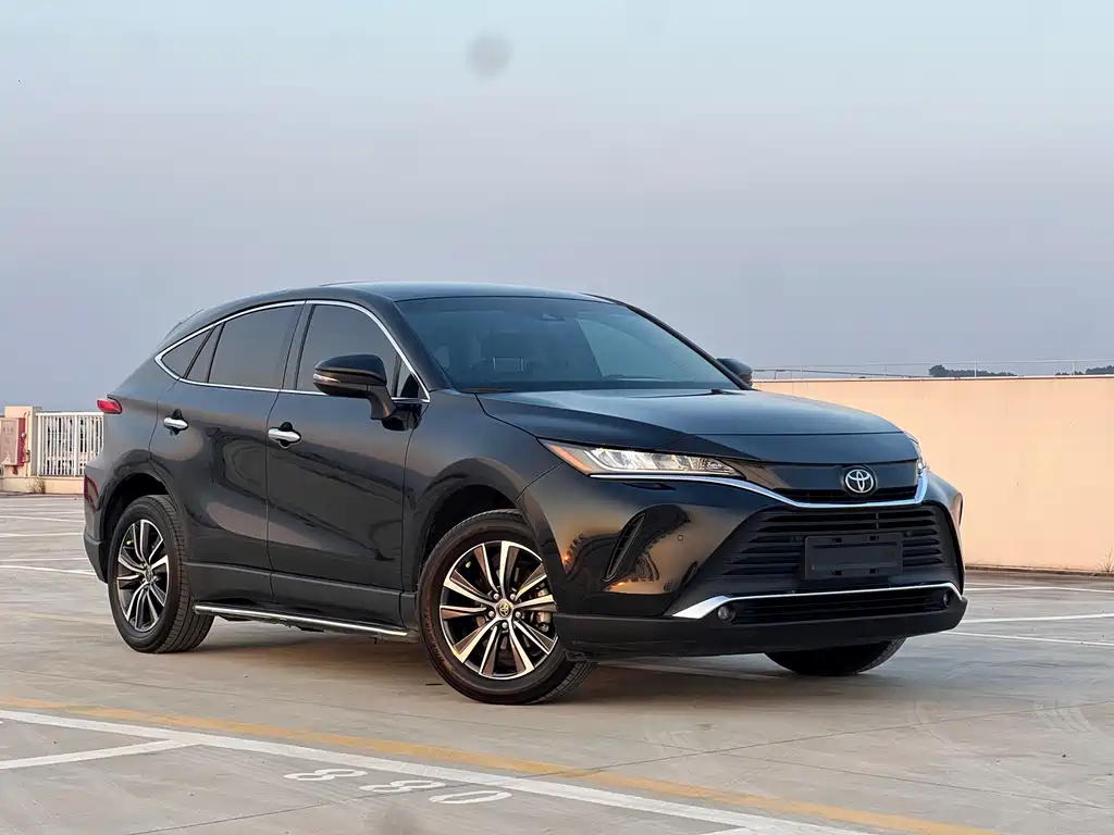 Toyota Harrier — фото 3
