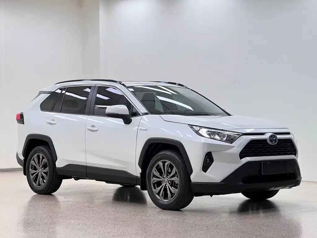 Toyota RAV4 Prime — фото 3