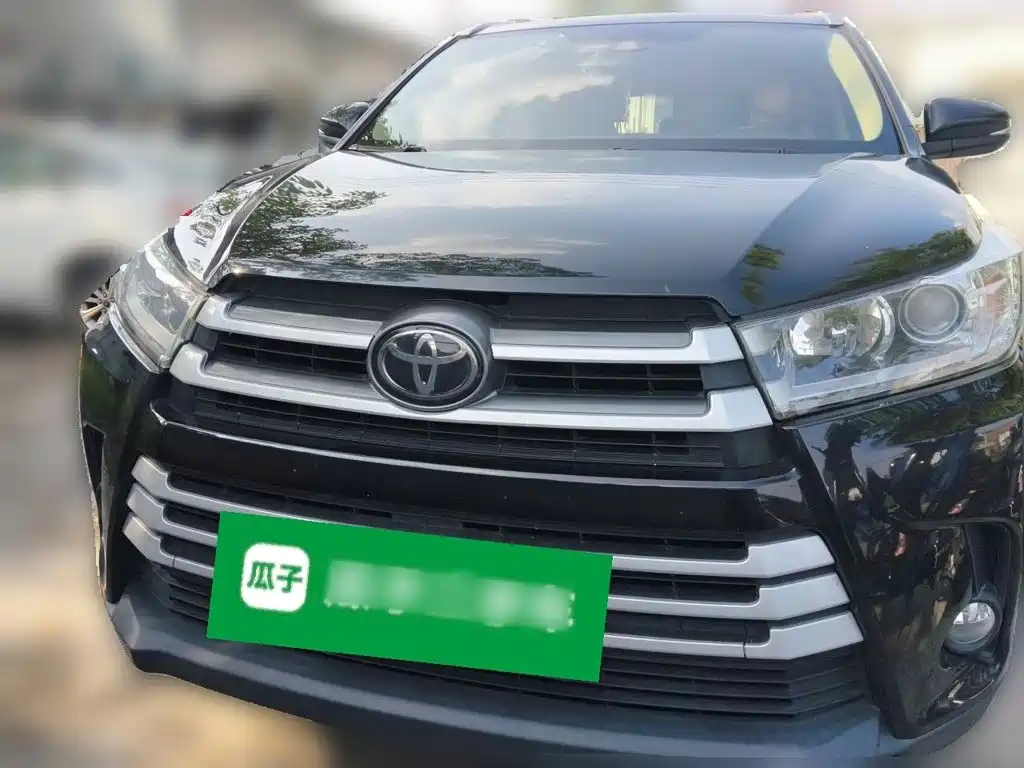 Toyota Highlander — фото 2