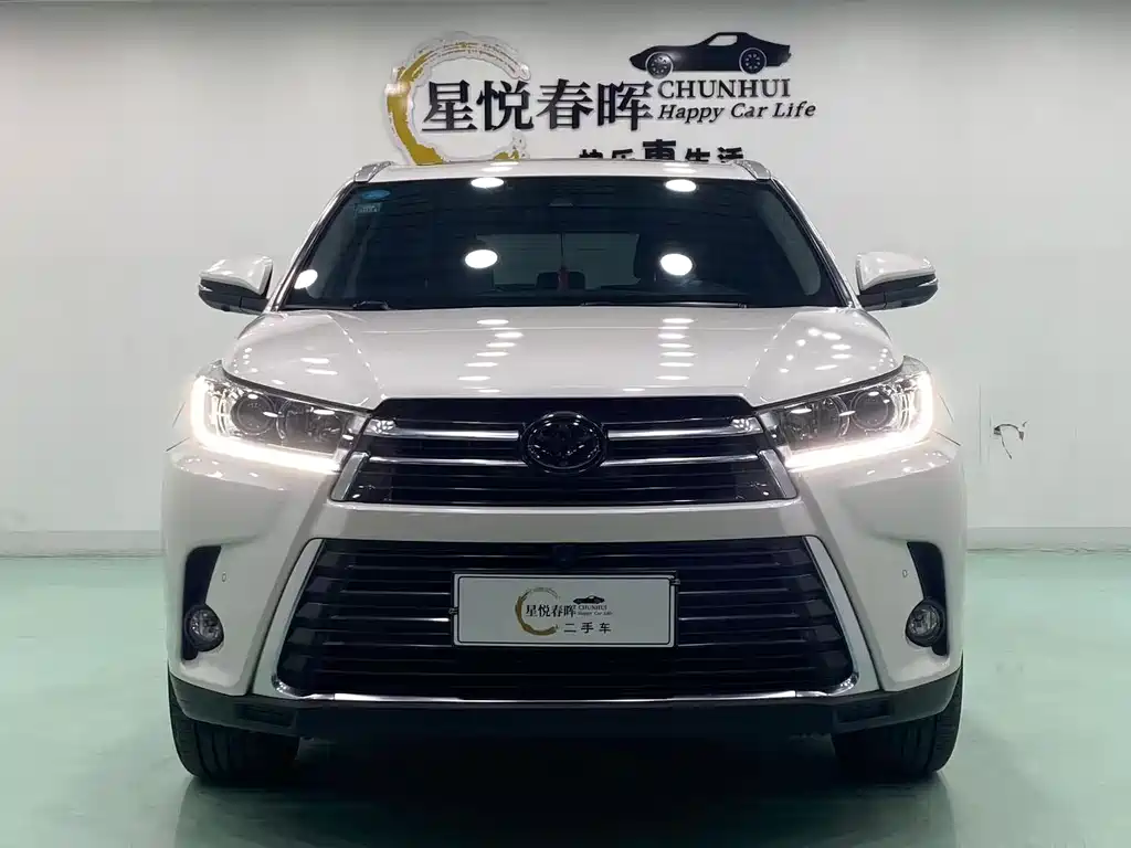 Toyota Highlander — фото 2