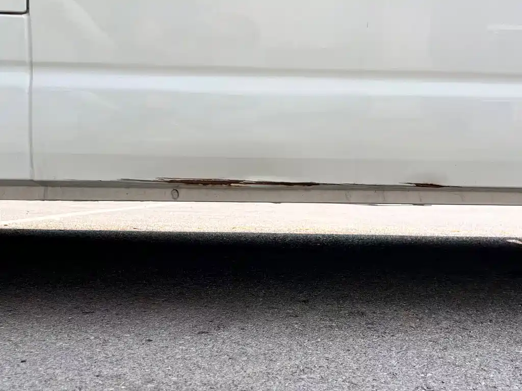 Toyota Hiace — фото 6