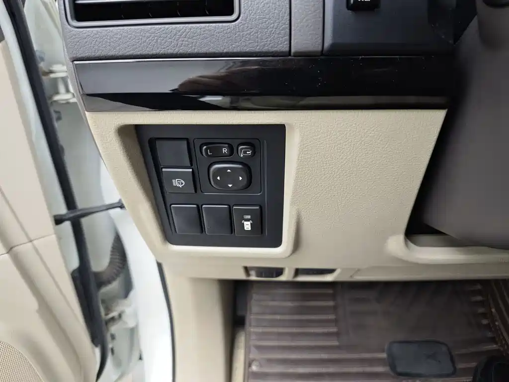 Toyota Prado (Import) — фото 13