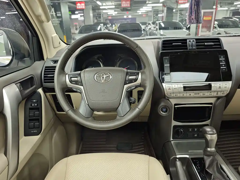 Toyota Prado (Import) — фото 19