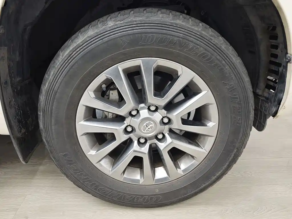 Toyota Prado (Import) — фото 24