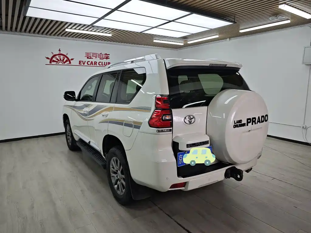 Toyota Prado (Import) — фото 4