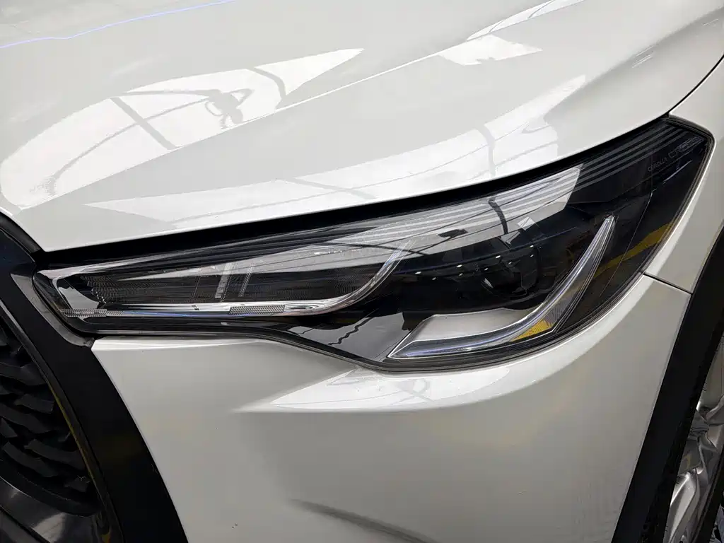 Toyota Corolla Cross — фото 4