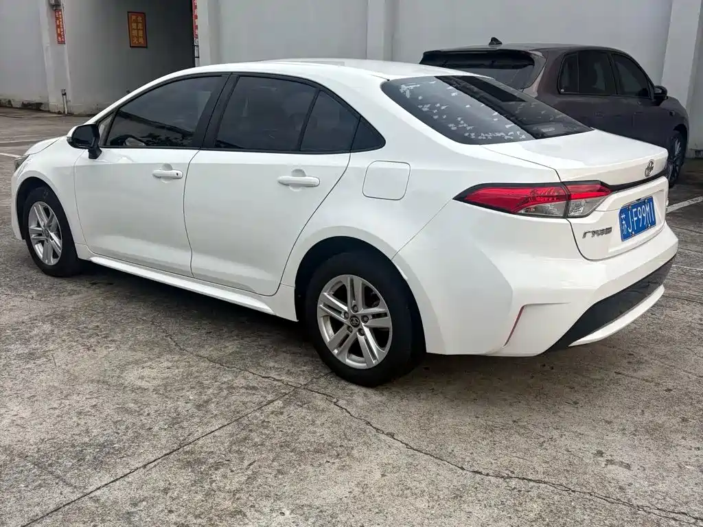 Toyota Levin — фото 13