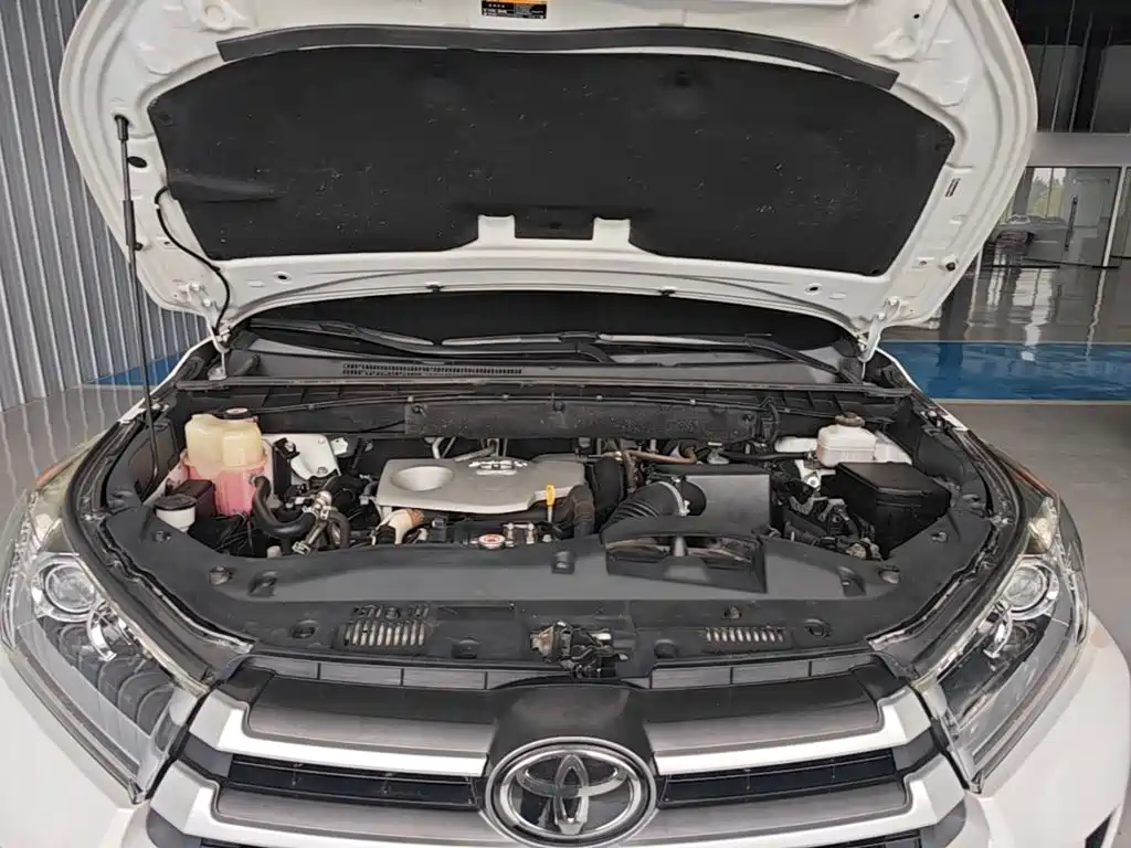Toyota Highlander — фото 20