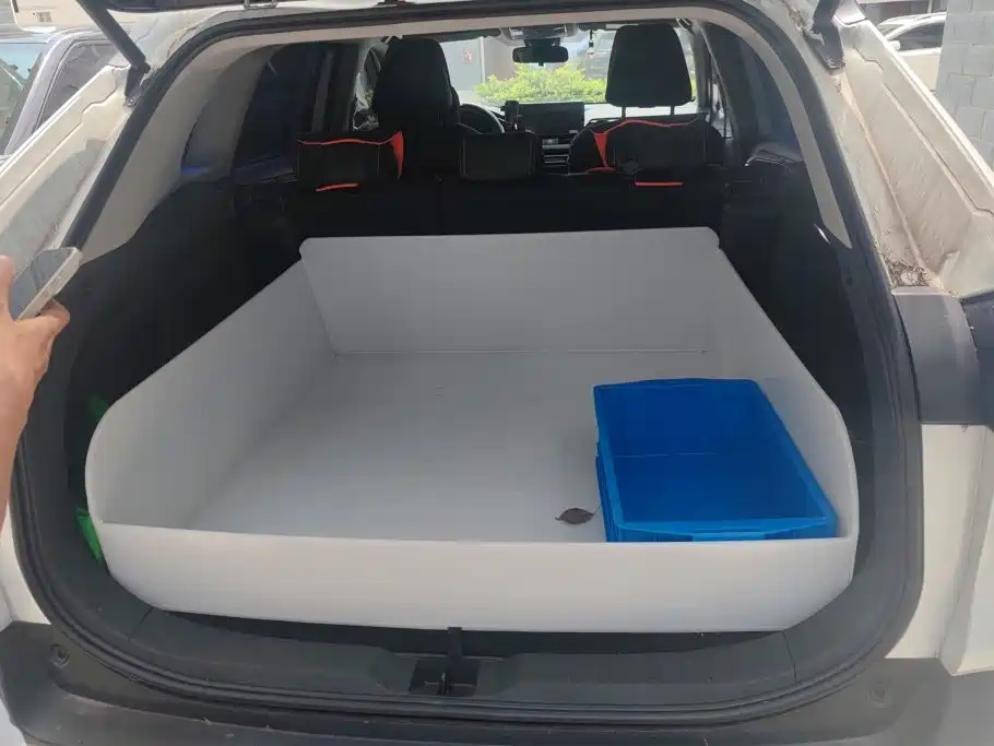 Toyota RAV4 — фото 4