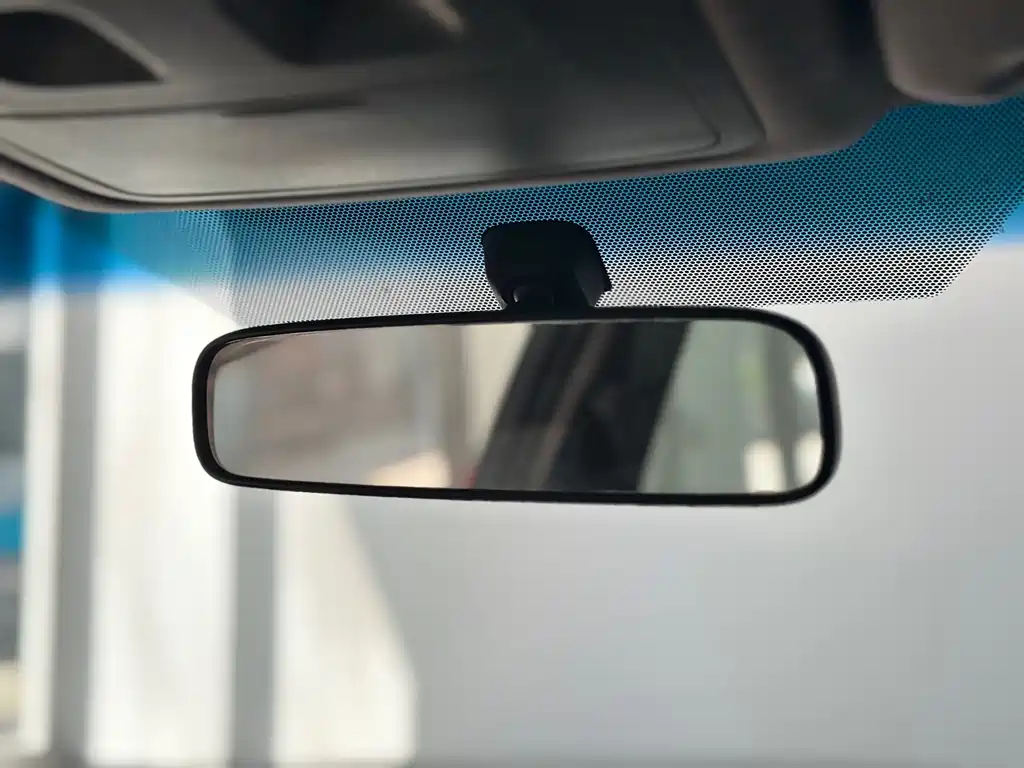 Toyota Crown — фото 25