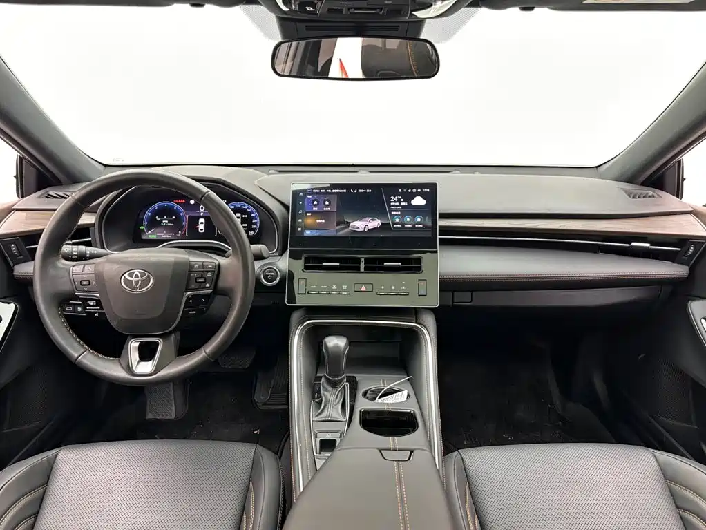 Toyota Avalon — фото 10