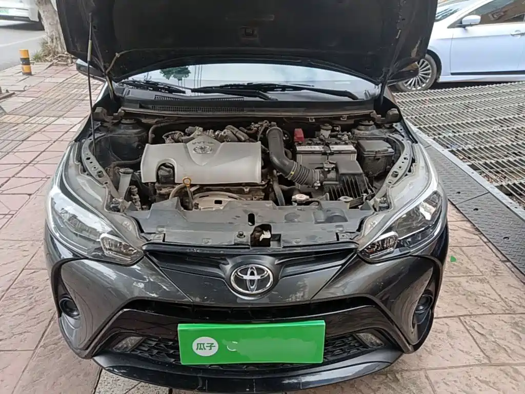 Toyota Yaris L — фото 20