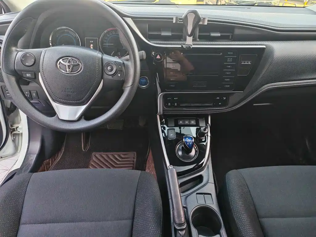 Toyota Levin — фото 10