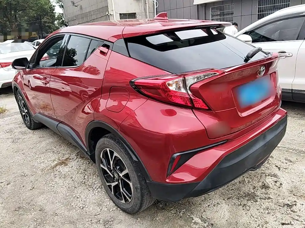Toyota C-HR — фото 5