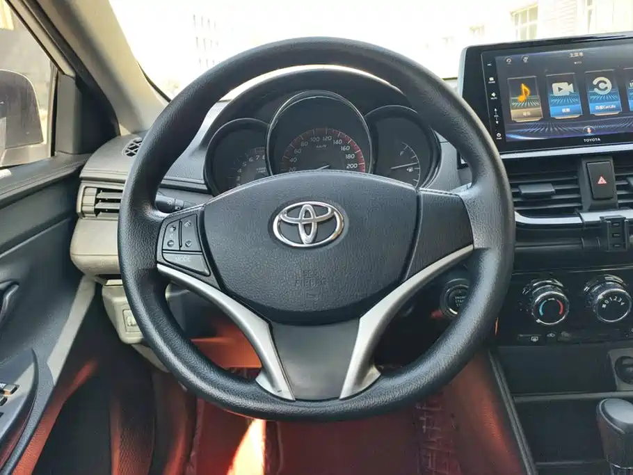 Toyota Vios FS — фото 15