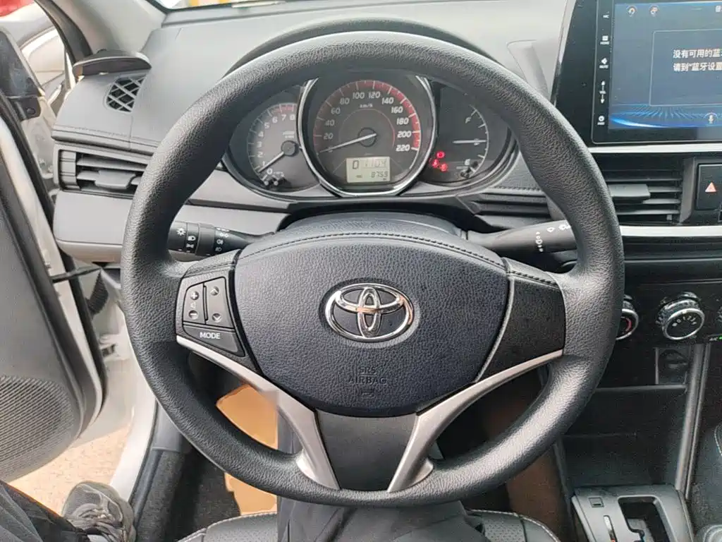 Toyota Vios — фото 11