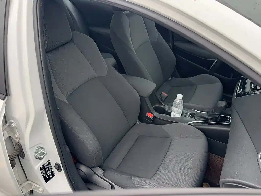 Toyota Levin — фото 11