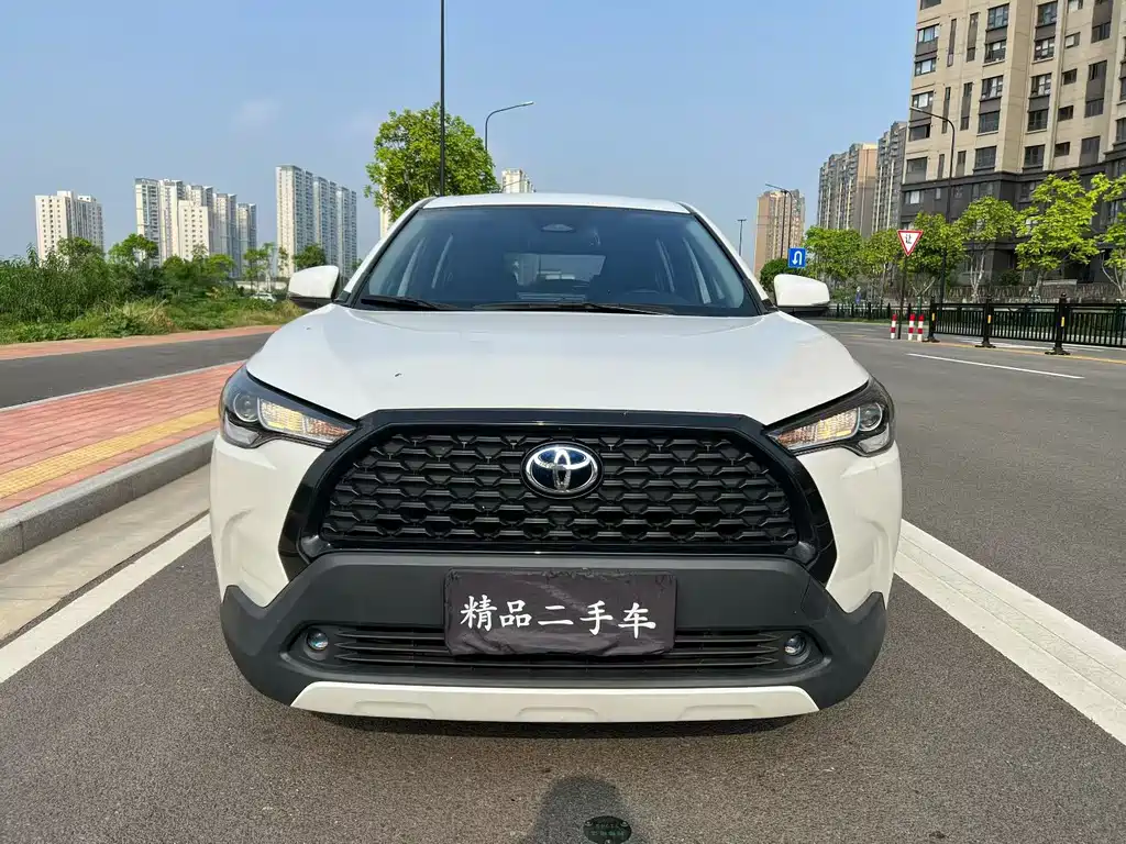 Toyota Corolla Cross — фото 2