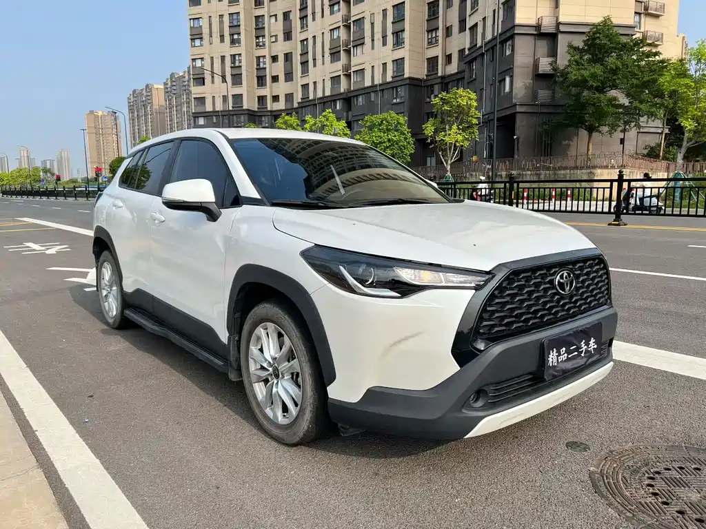 Toyota Corolla Cross — фото 3