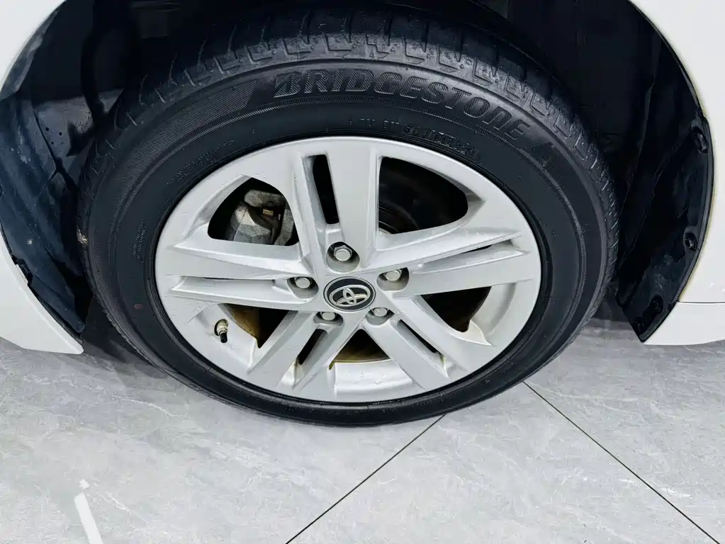 Toyota Levin — фото 15