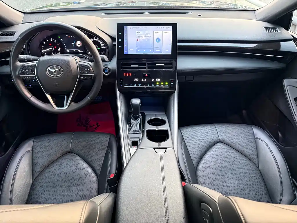 Toyota Avalon — фото 4