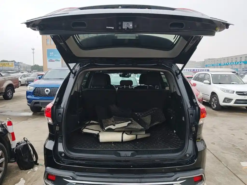 Toyota Highlander — фото 19