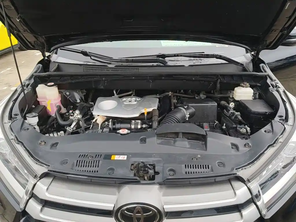 Toyota Highlander — фото 20
