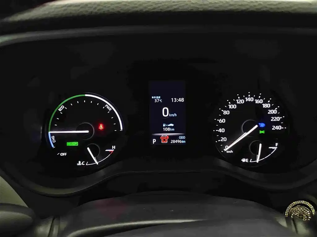 Toyota Granvia — фото 16