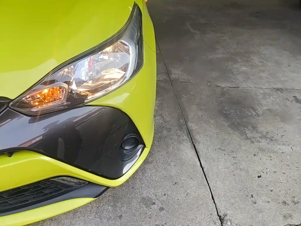 Toyota Yaris L — фото 24