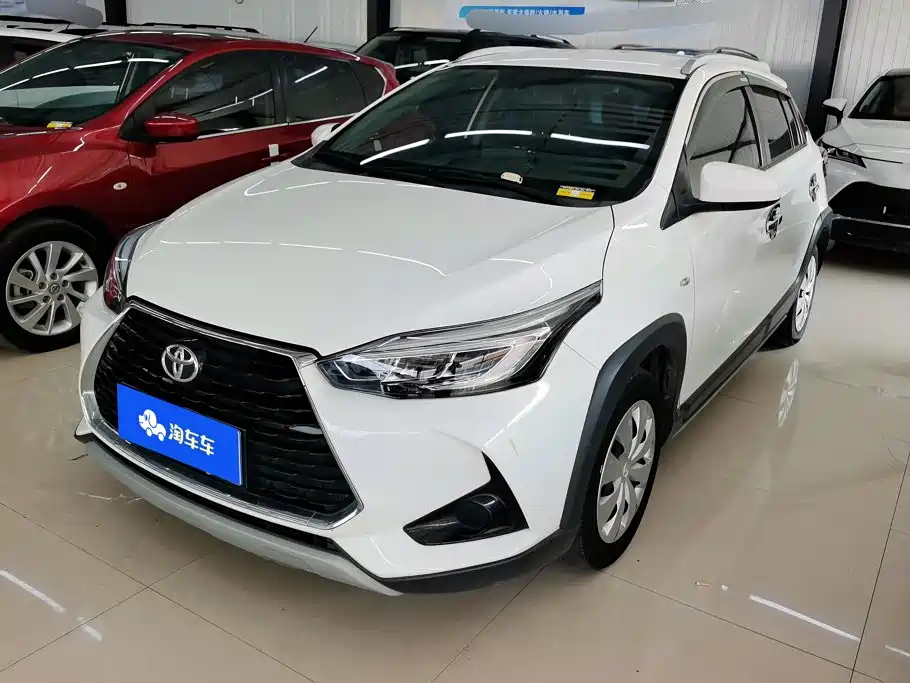Toyota Yaris L