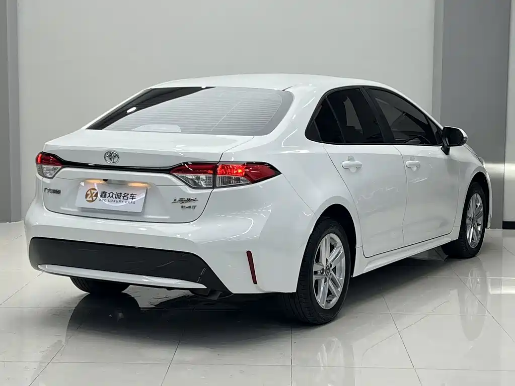 Toyota Levin — фото 15
