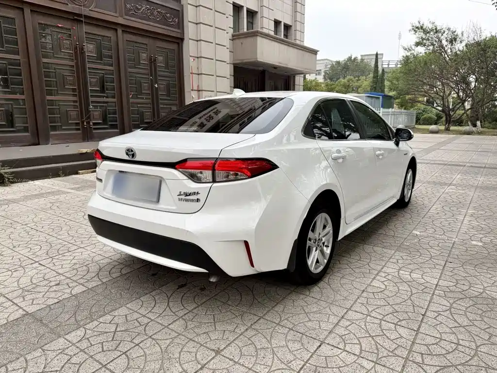 Toyota Levin — фото 13