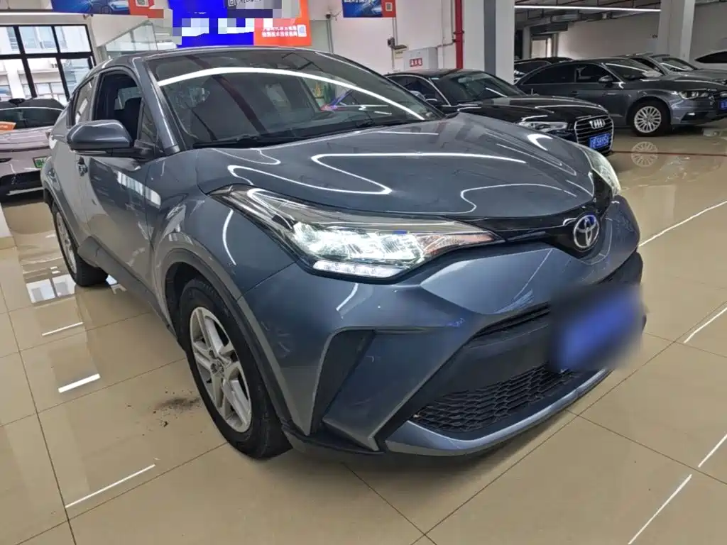 Toyota C-HR — фото 4