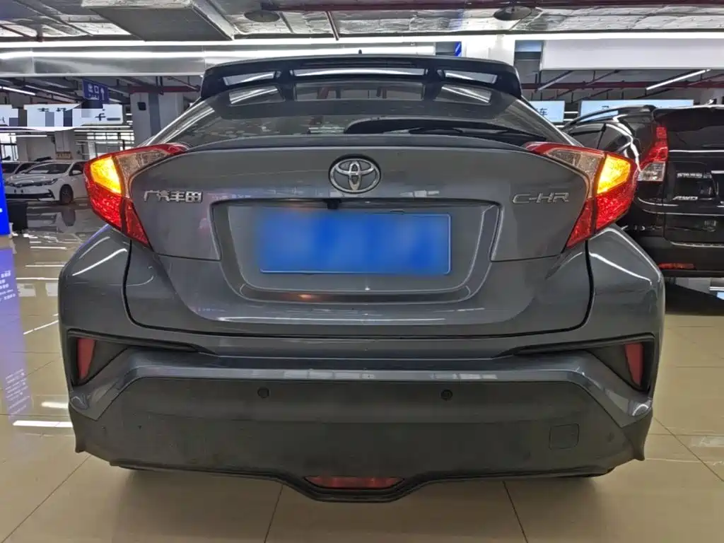 Toyota C-HR — фото 6