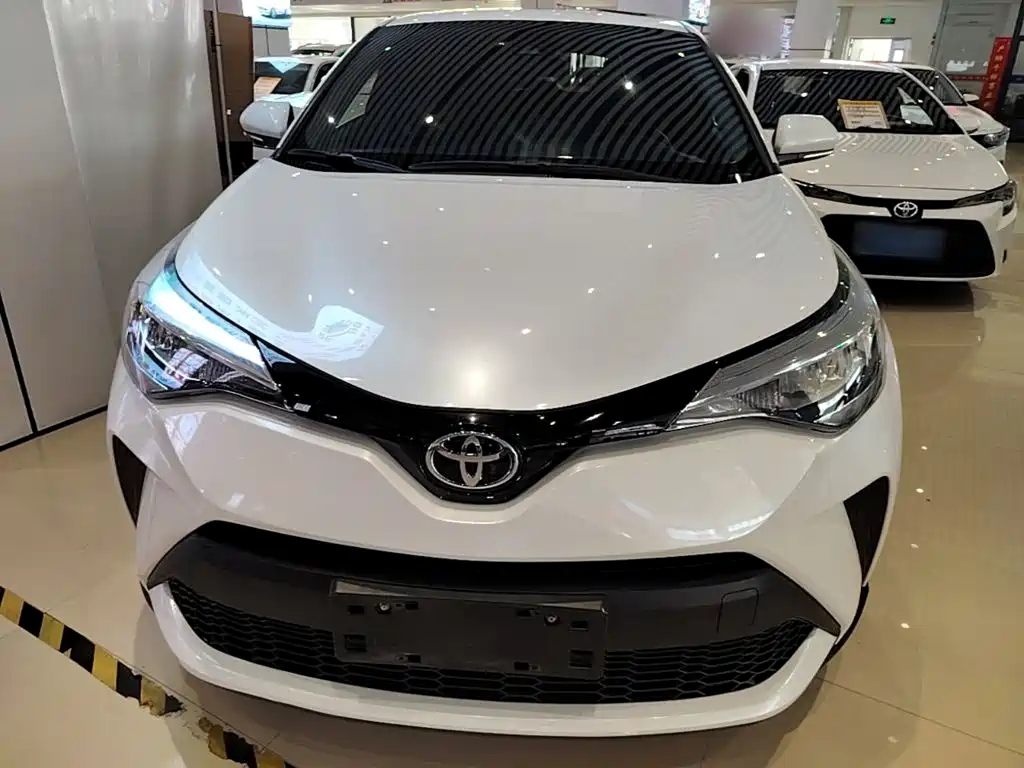 Toyota C-HR — фото 3