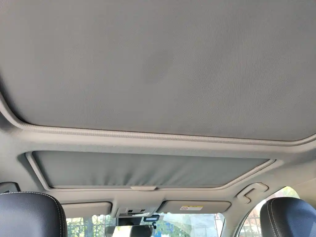 Toyota RAV4 — фото 20
