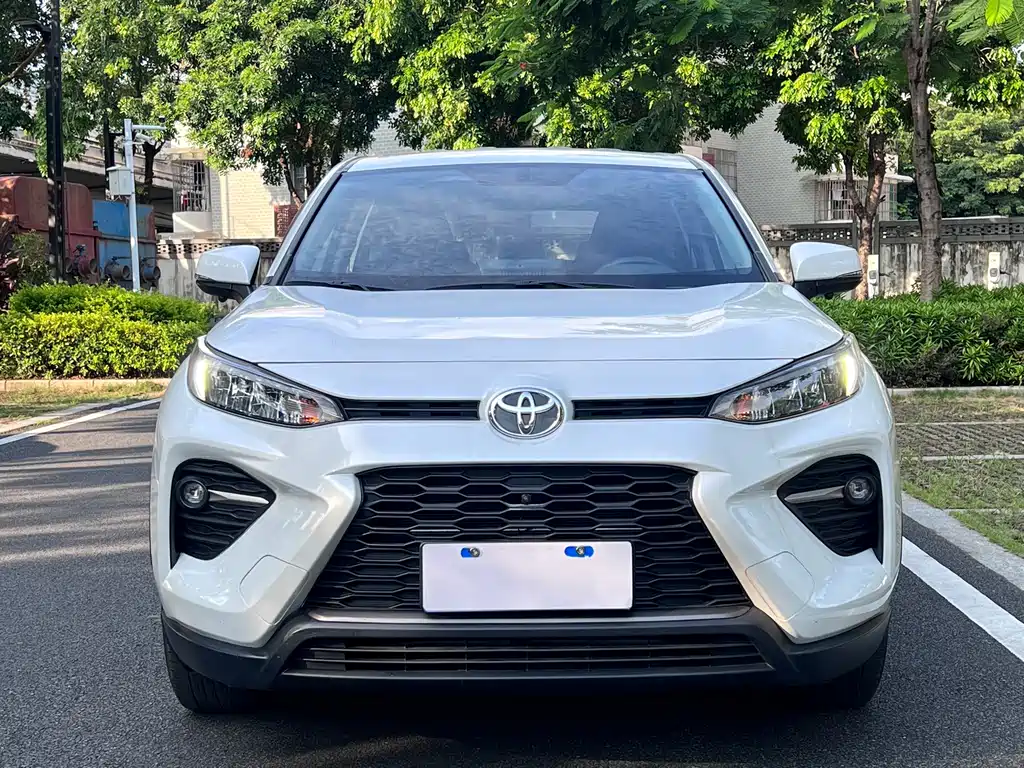 Toyota Wildlander — фото 2