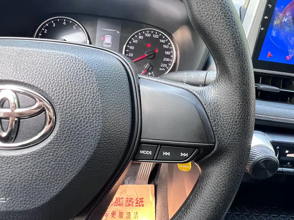 Toyota Wildlander — фото 10