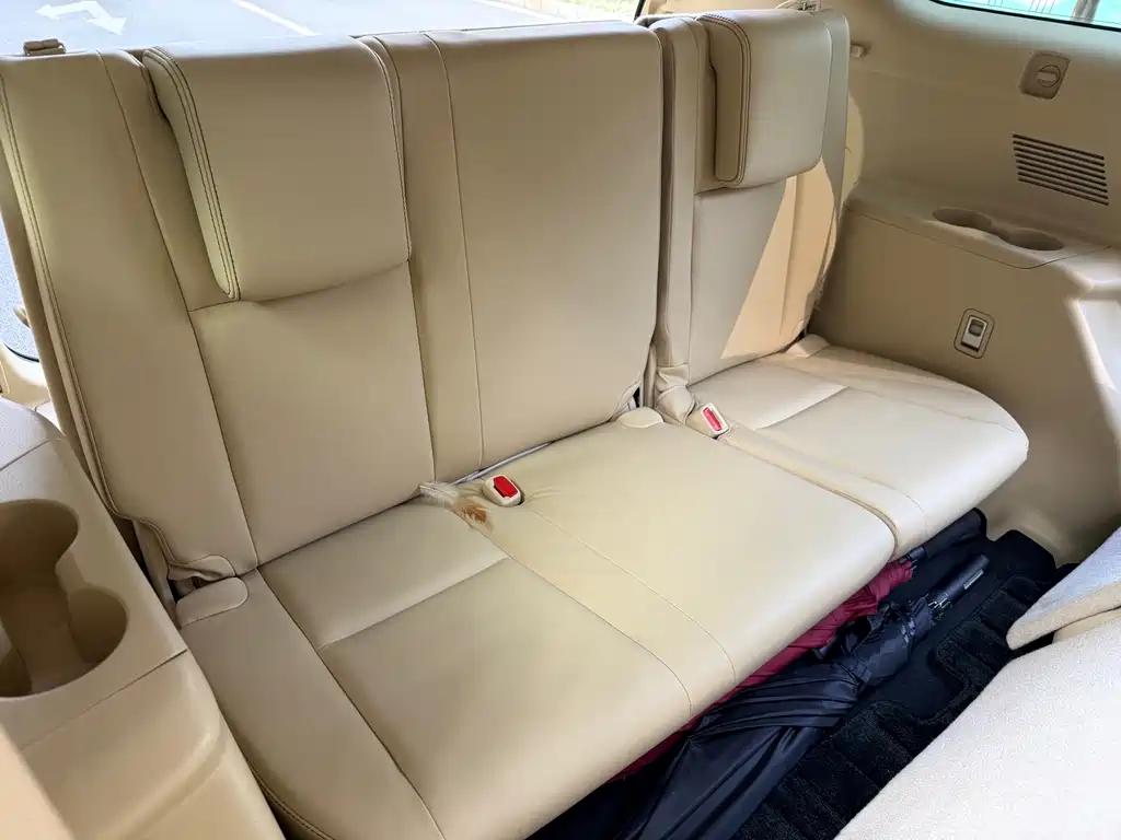 Toyota Highlander — фото 11