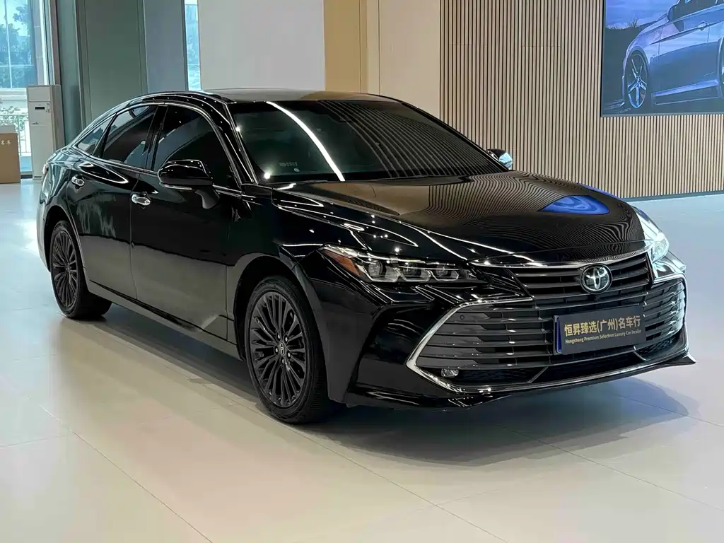 Toyota Avalon — фото 2