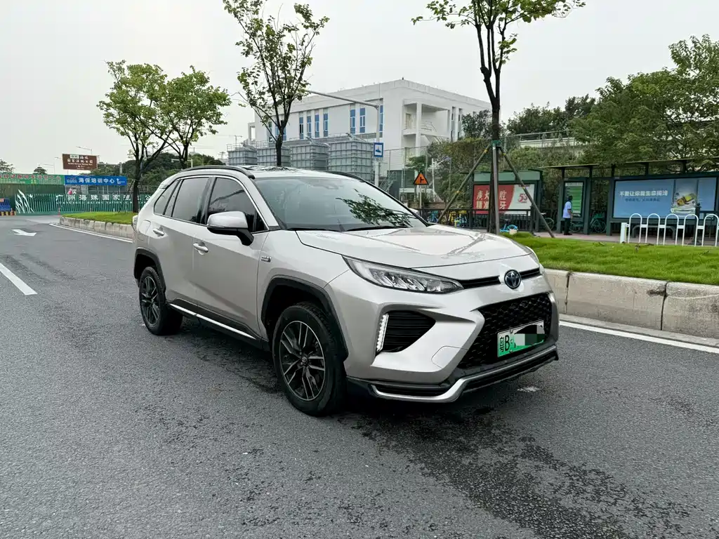 Toyota Wildlander New Energy — фото 2