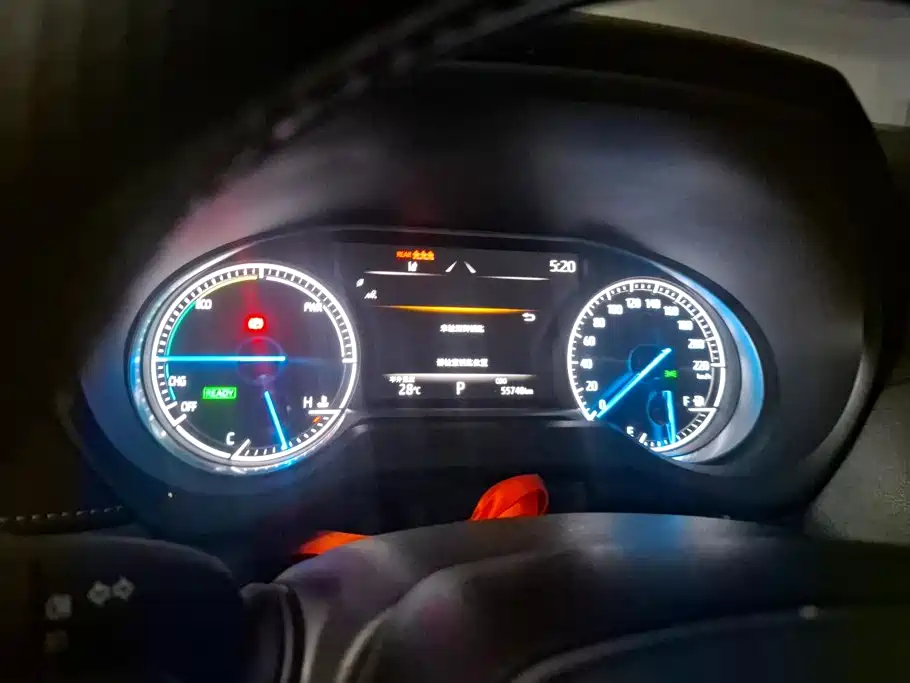 Toyota Harrier — фото 14