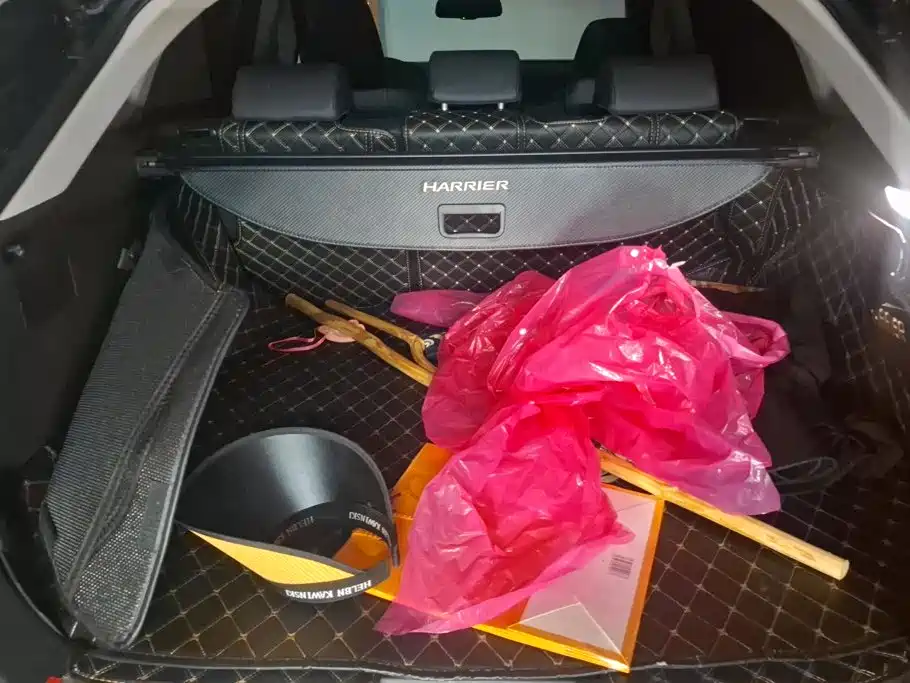 Toyota Harrier — фото 4