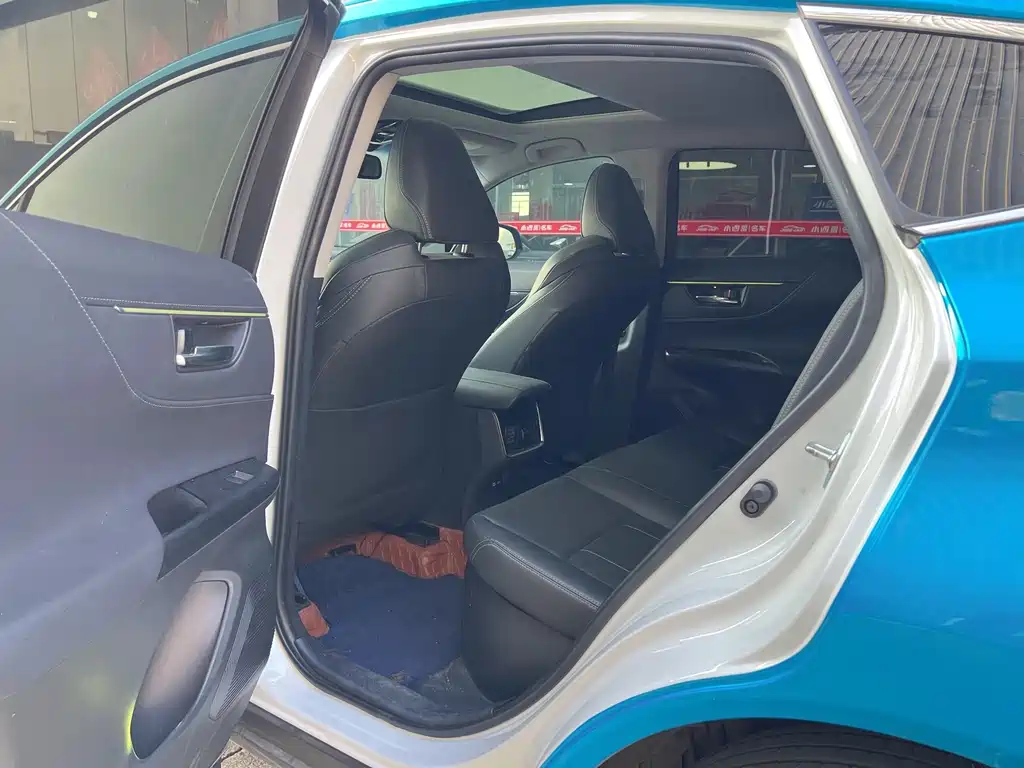 Toyota Harrier — фото 7
