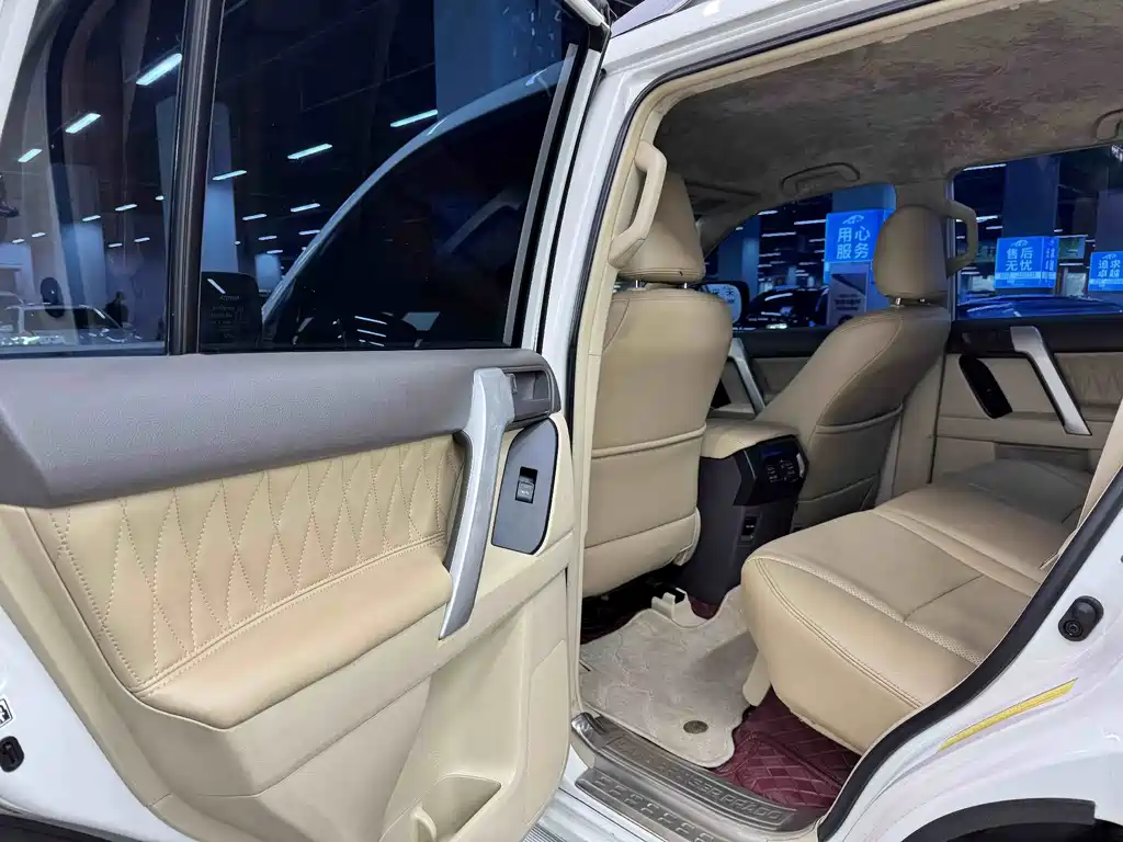 Toyota Prado (Import) — фото 13
