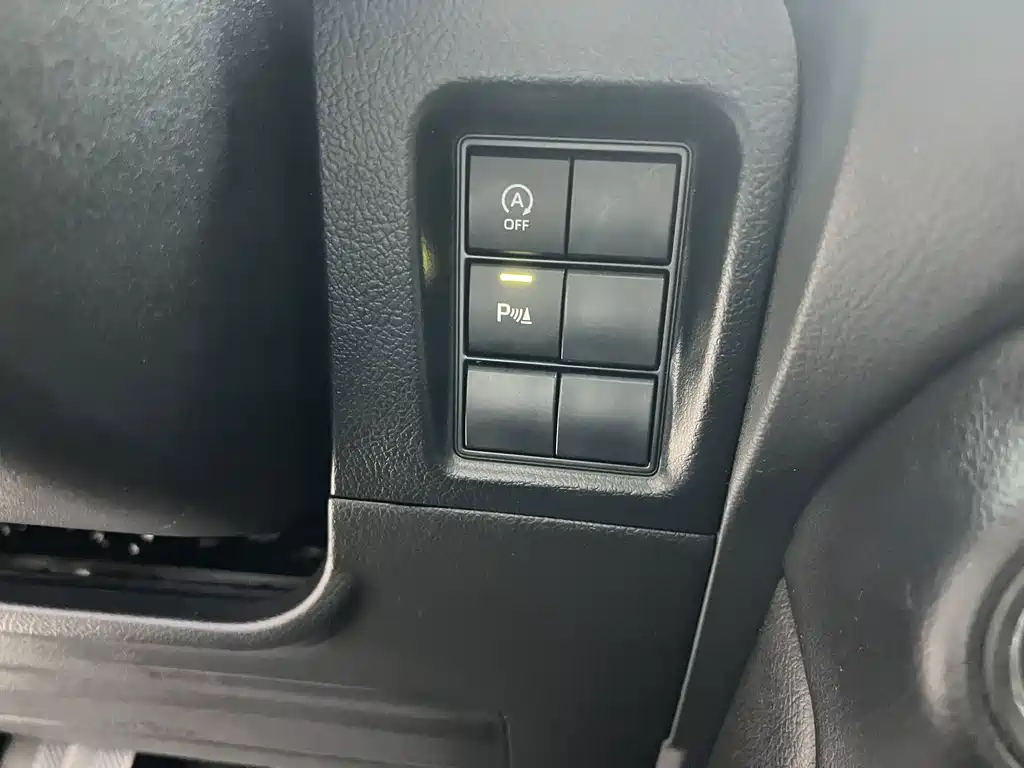 Toyota Prado — фото 14